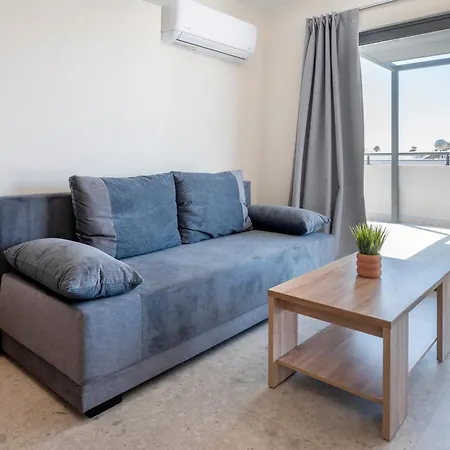 Apartment Roof Koshomes 1